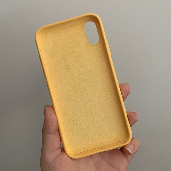 iPhone XR phone case - Picture 3 of 3